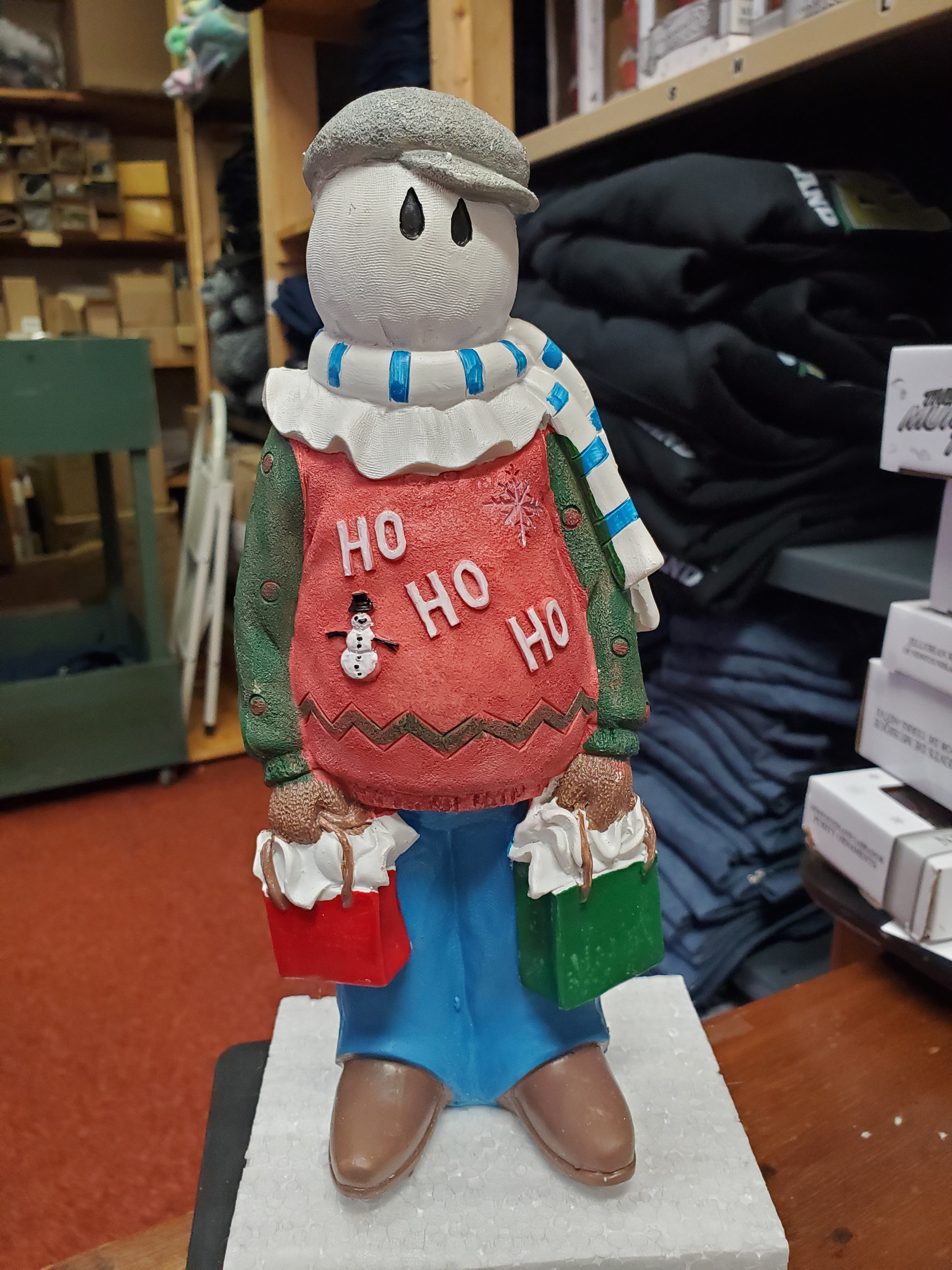 Mummers 9.5" figurine HO Ho Ho Bearing Gifts